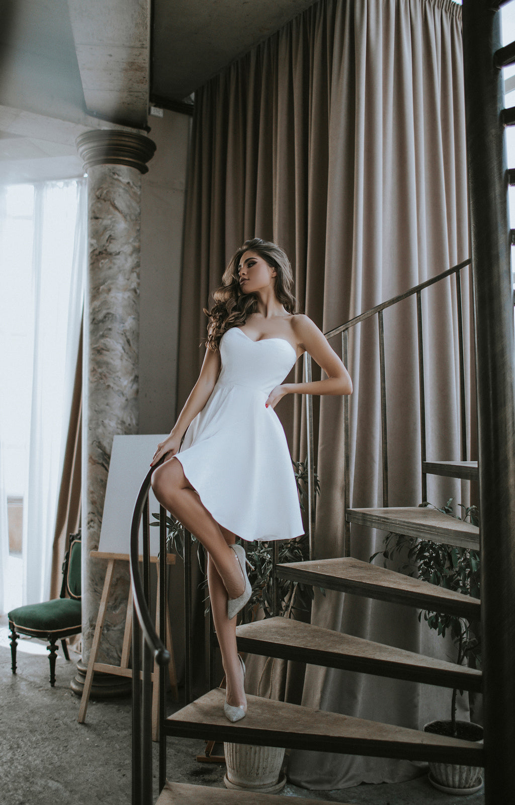 white-wedding-dress-second-look-dancing